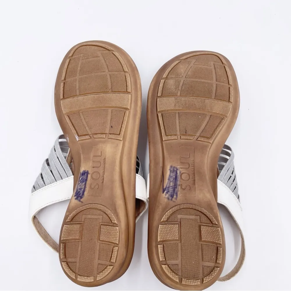 SOUL Naturalizer Women's Jette Flat Sandals White Silver Faux Leather Size 8 - Image 8