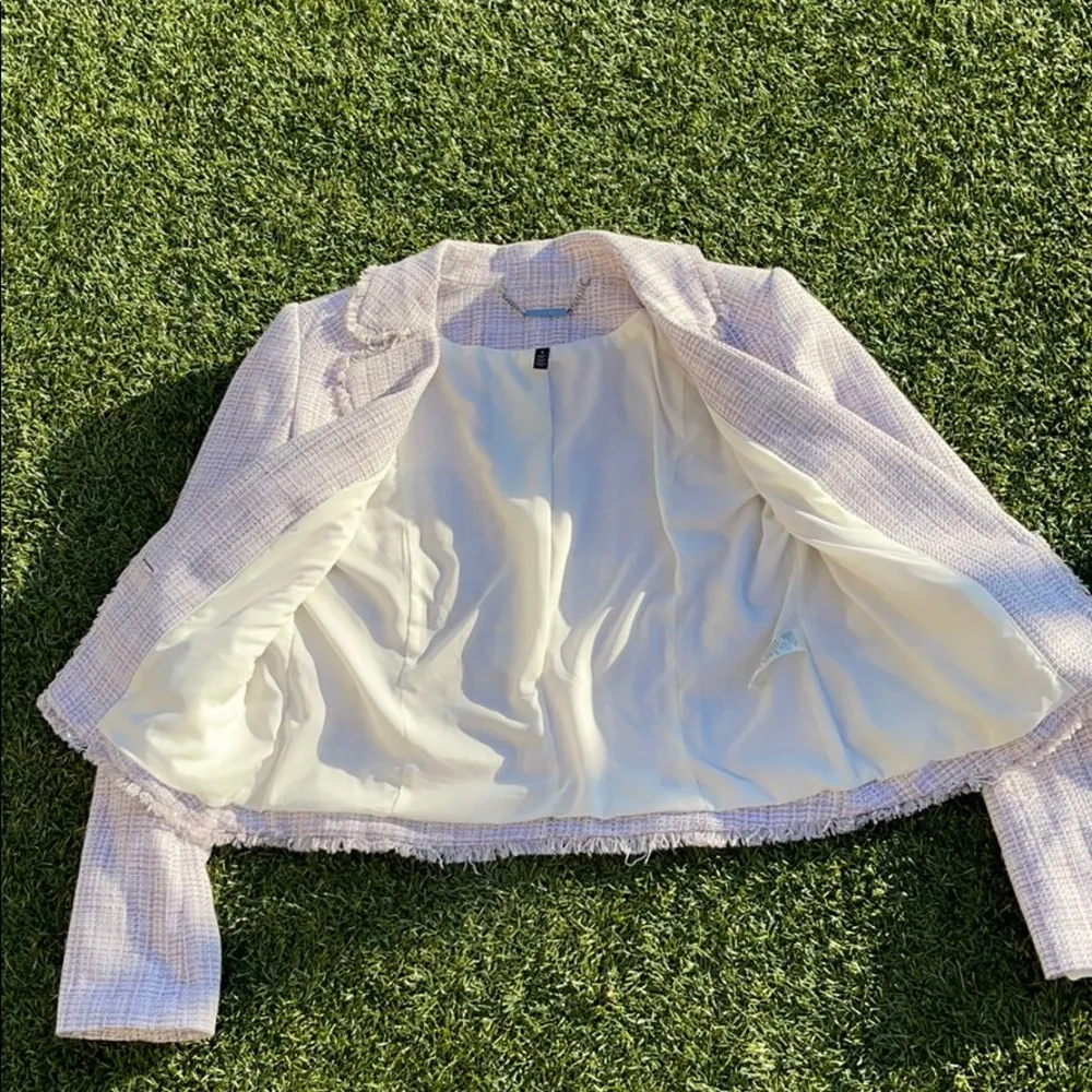 White House | Black Market Adorable and fancy tweed purple/white/grey jacket - Image 6