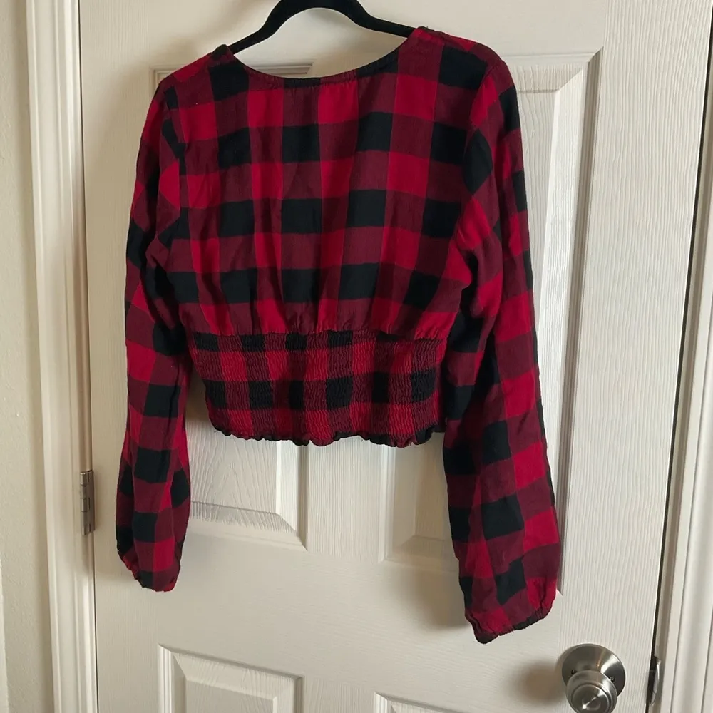 Sim & Sam  Plaid Red and Black Women's Top size X-Large - Image 8