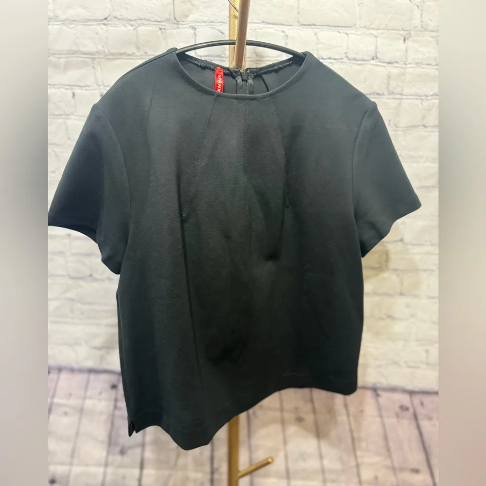 SPANX The Perfect Funnel Top Ponte Shirt Zip Back Short Sleeve Slimming Medium - Image 6