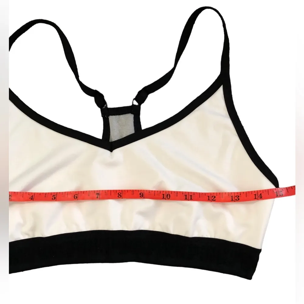 Pink Victoria’s Secret ultimate lightly lined sports bra white/black large - Image 7