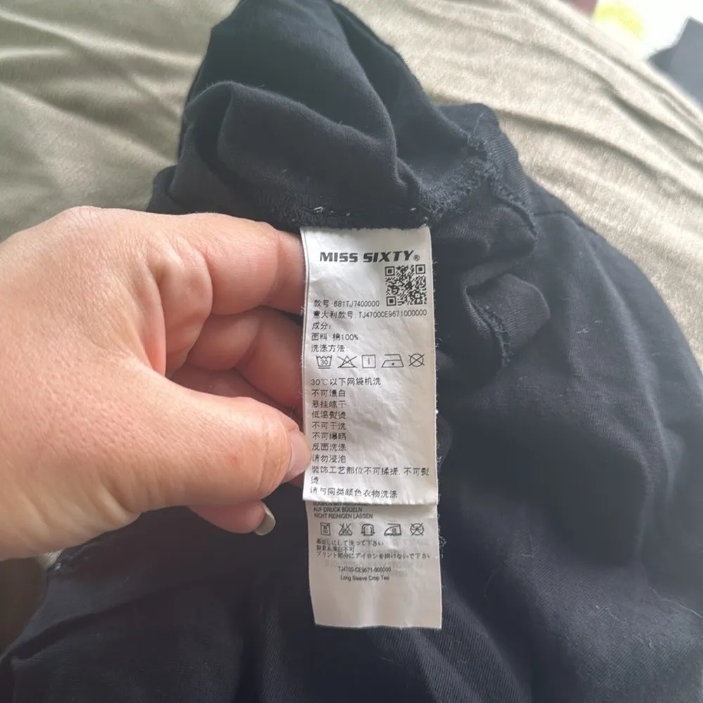 Elizabeth Sulcer X Miss Sixty Palmer Girls Long Sleeve Crop Top Black XS - Image 6