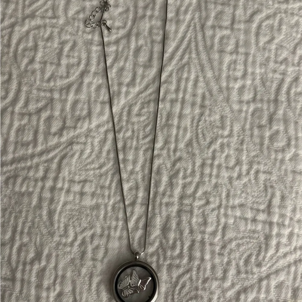 Butterfly Pendant Necklace with Pink and Blue Accents - Image 5