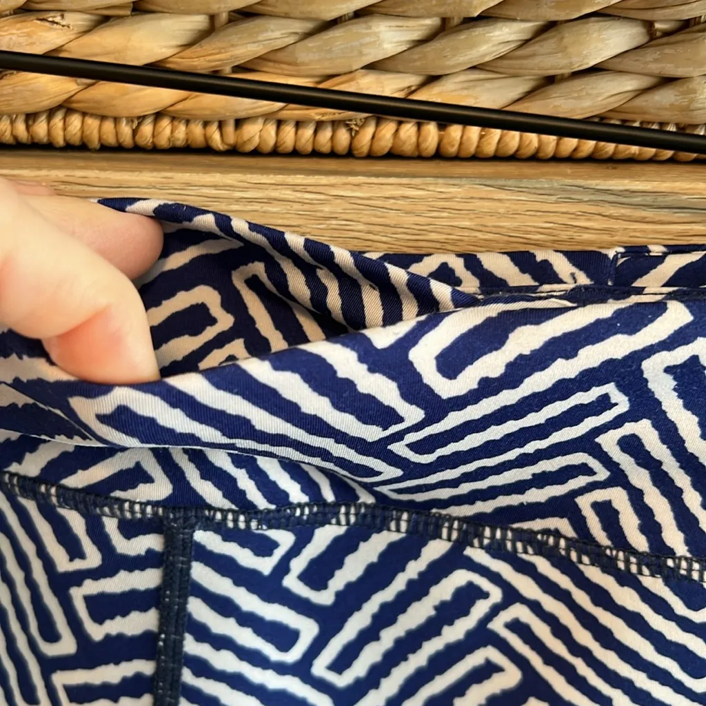 J. McLaughlin Mid-Rise Printed Yoga/Work Out Ankle Leggings, XS - Image 6