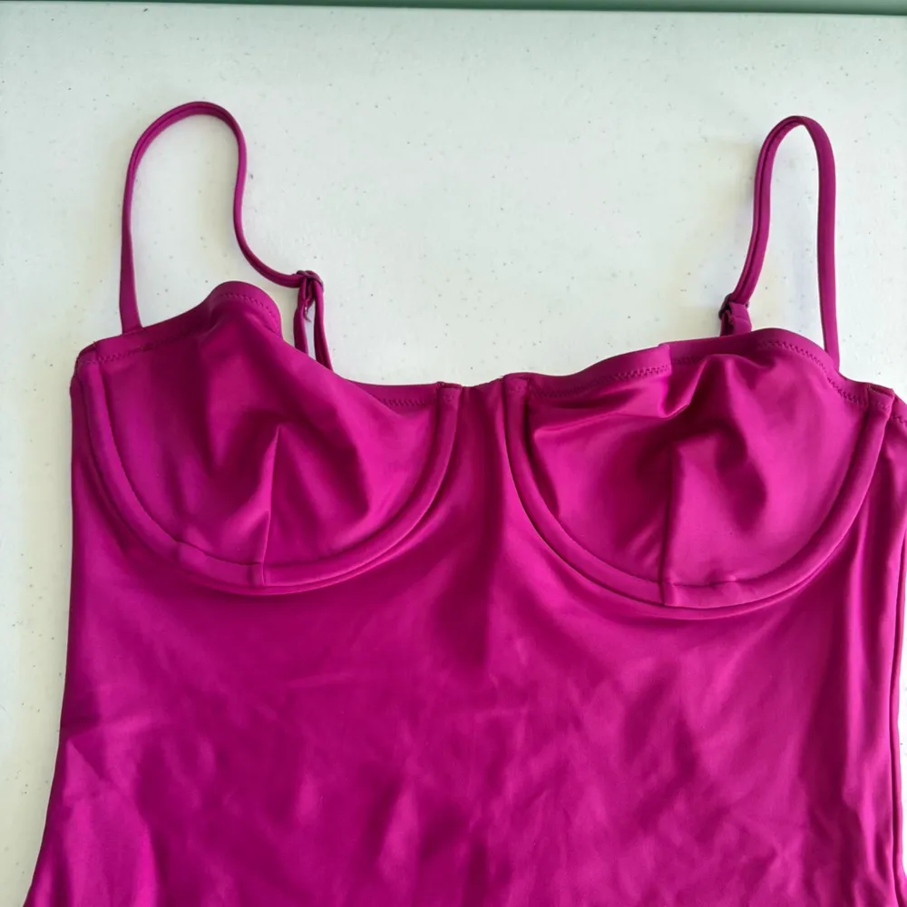 NWT J. Crew Heritage balconette underwire one-piece swimsuit Fuchsia berry 8 - Image 3