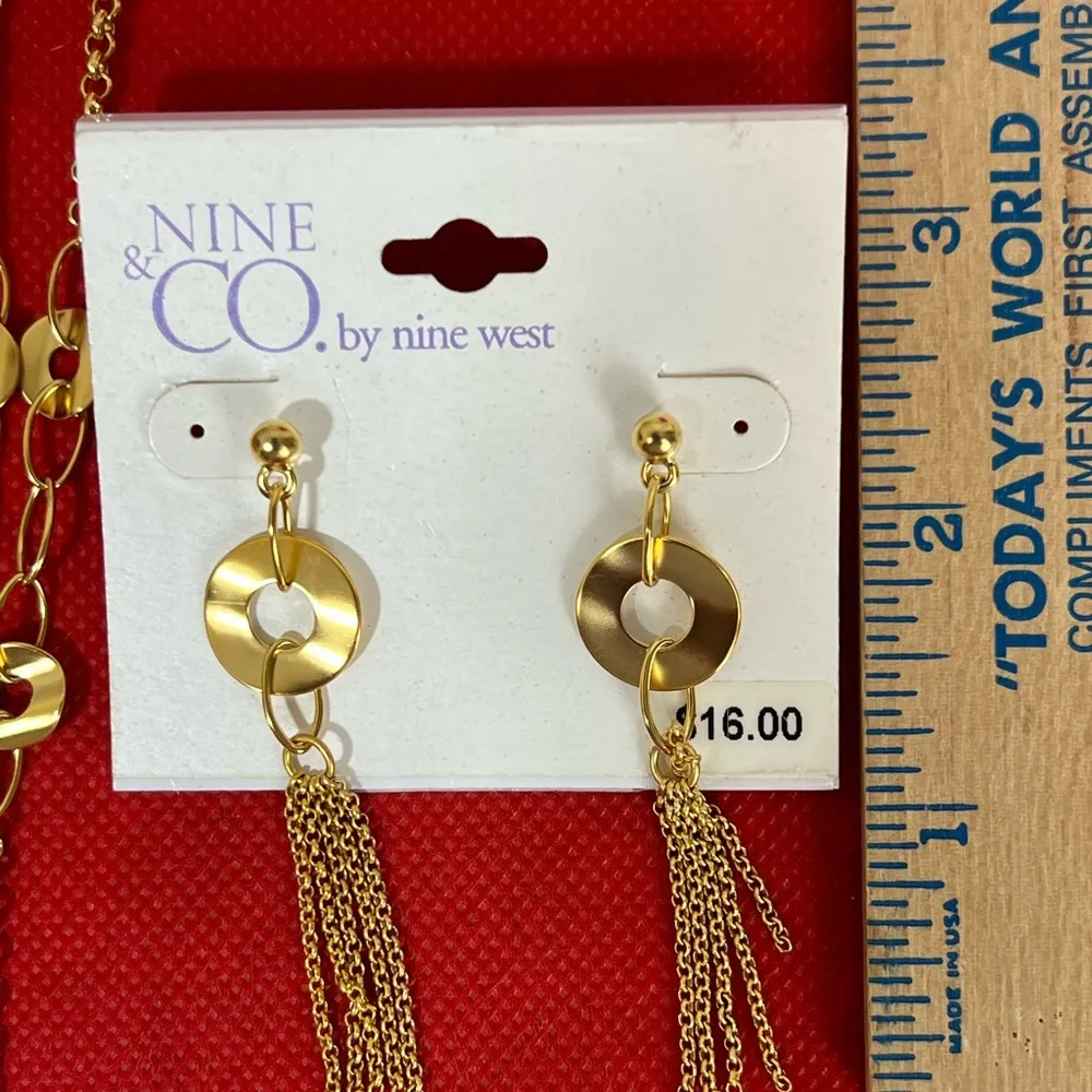 New Nine & Company Gold Tone Necklace, Bracelet And Matching Earrings - Image 5