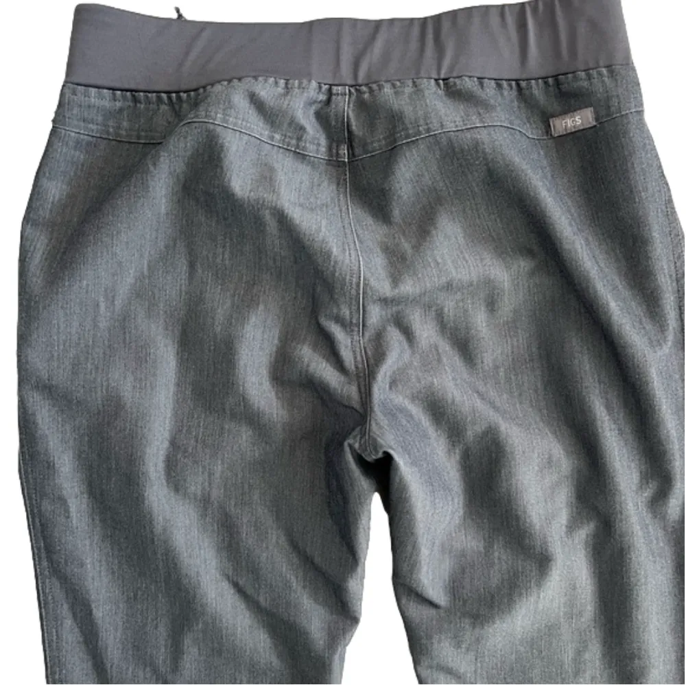 FIGS  Technical Collection gray utility scrubs pants, size S, EUC - Image 12