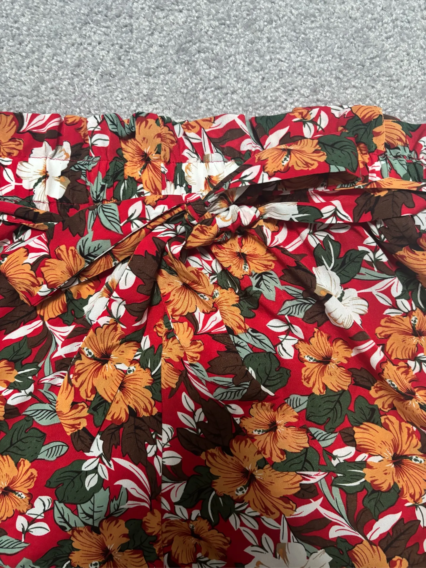 Shein Multicolor Floral High Waisted Shorts with Tie Belt - Image 3