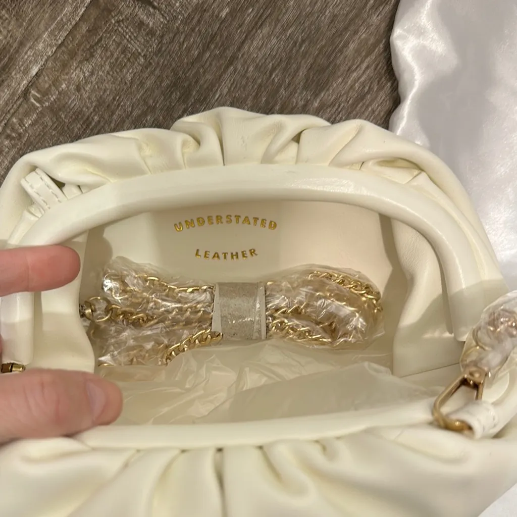 Understated Leather cream clutch wristlet new in dust bag - Image 4