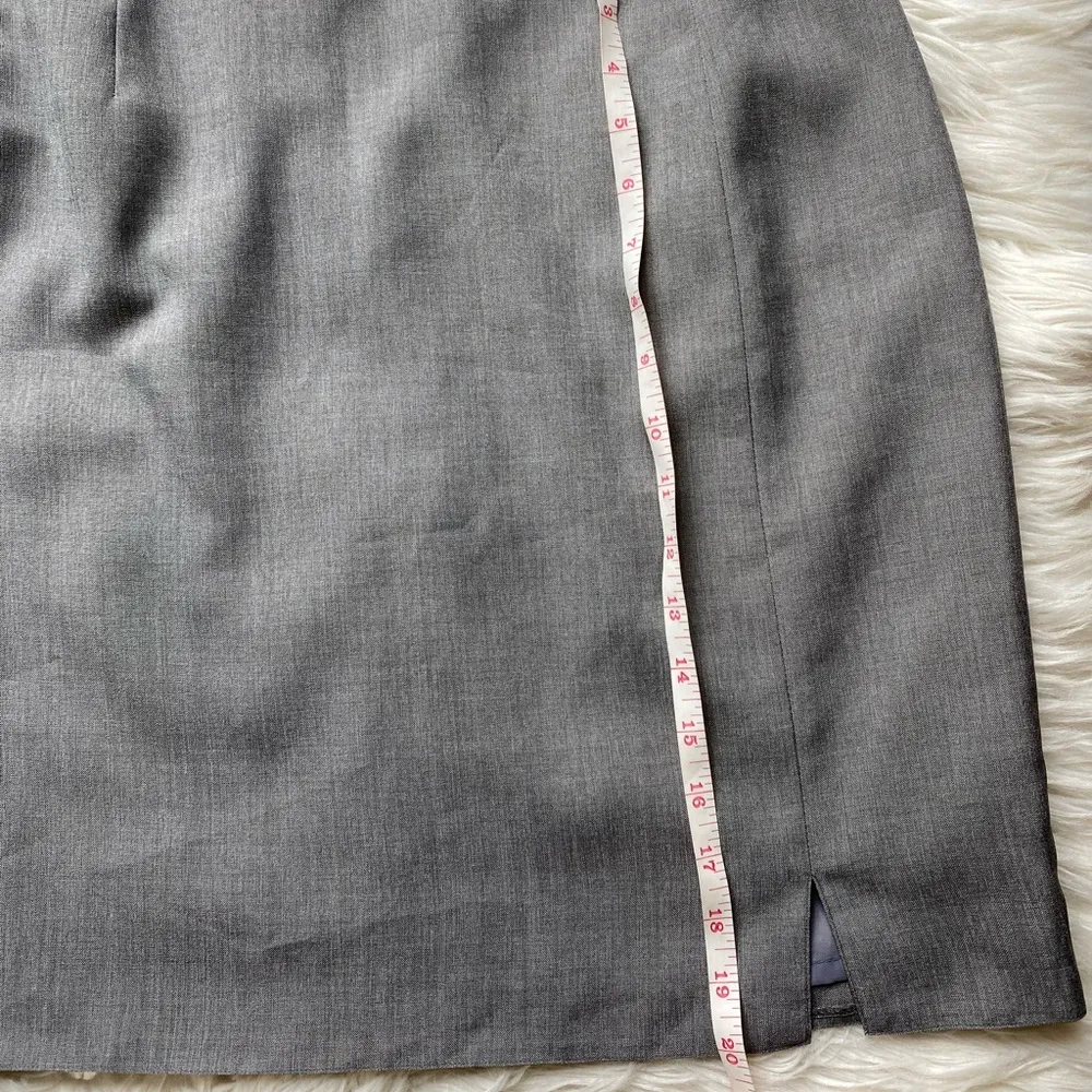 Gray above - Image 4