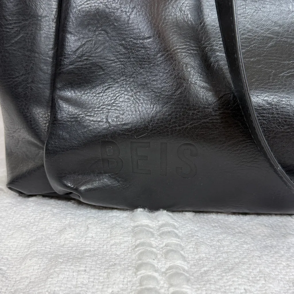 Beis The Diaper Bag in Black w/ Gold Hardware‎ - Image 7