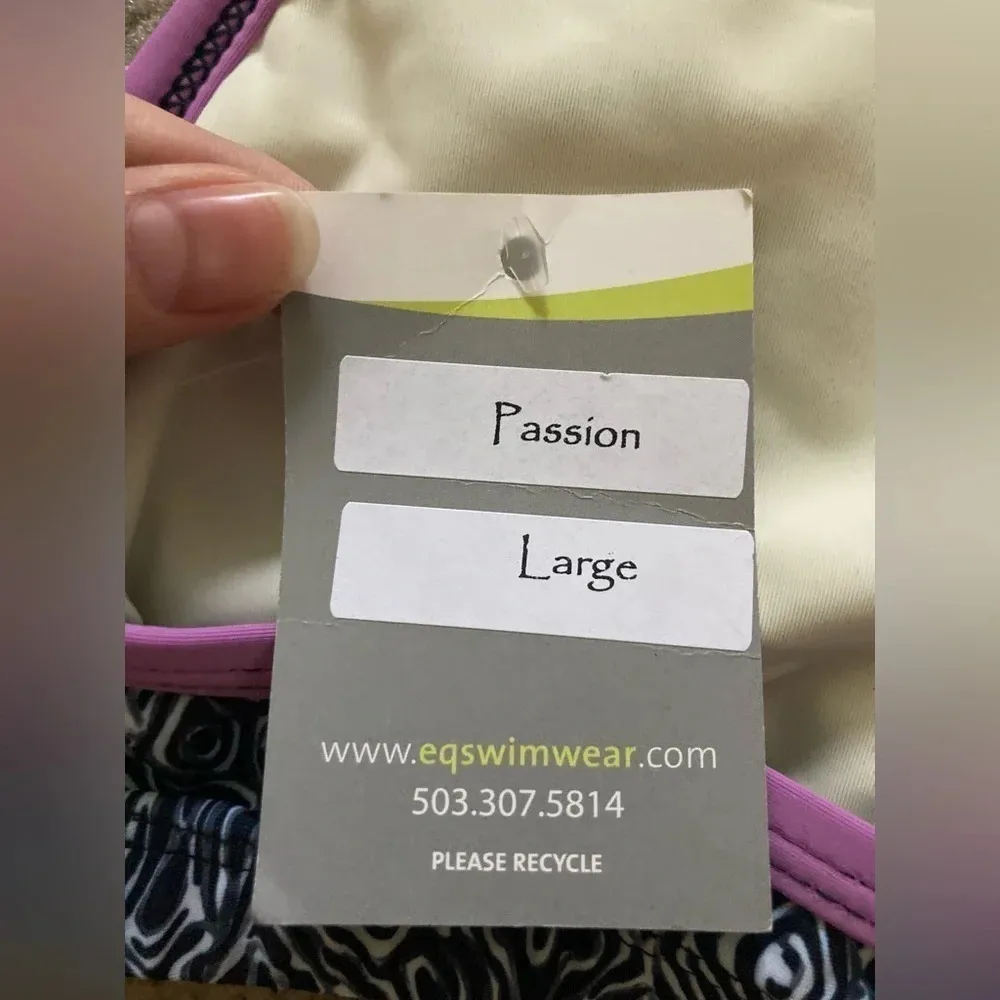 NWT EQ Swimwear Passion Polka Dot Bikini Top Size Large Black - Image 4