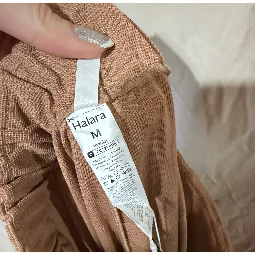 Halara pull-on wide leg trousers - Image 4