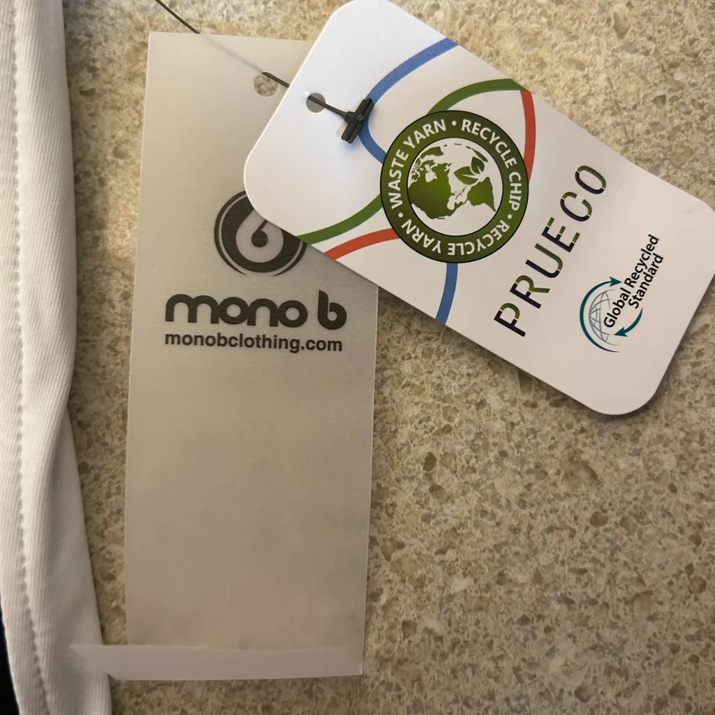 NWT Mono B Athletic White Crop Top With Black Stripes Collared Size Medium - Image 3