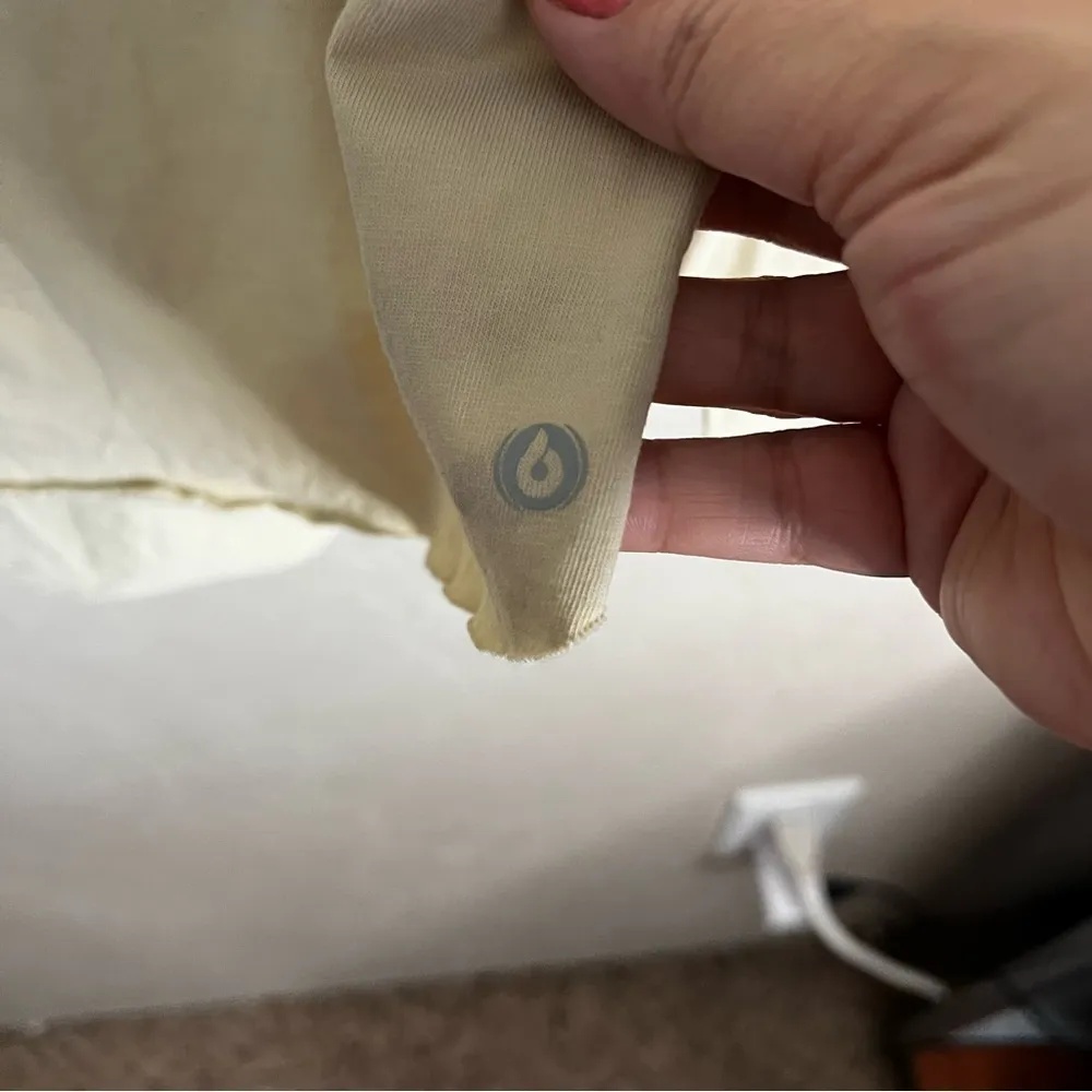 Mono B‎ Stone Neutral Raw Hem Long Sleeve Athleisure Top Size M - Image 9