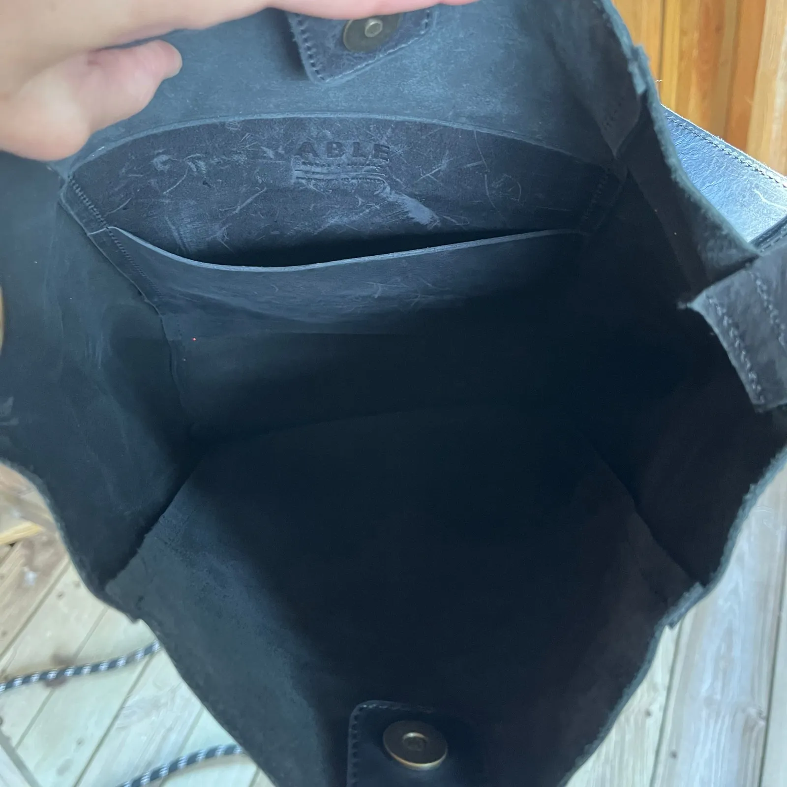 Able Women's Mihiret Bucket Bag Shoulder Strap Black Leather - Image 7