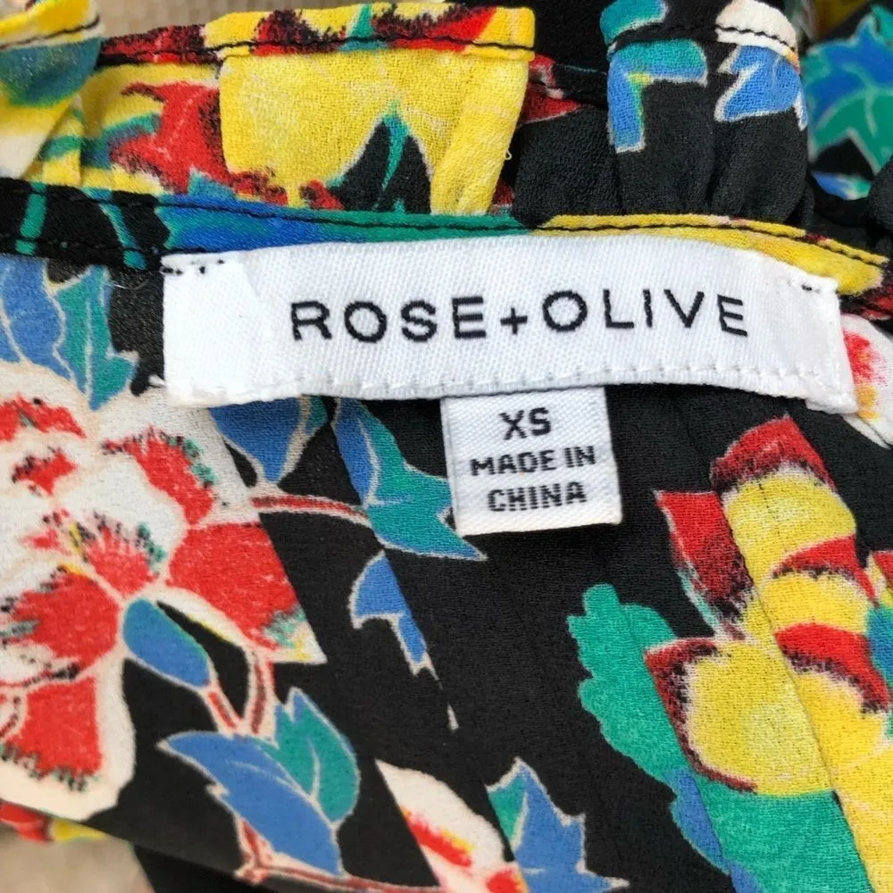 Rose + Olive‎ Sleeveless Floral Blouse - Image 6