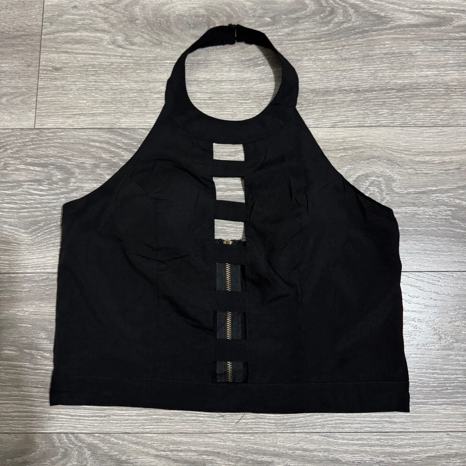 TOP CHIC Y2K Black Cutout Halter Crop Top Zipper Back Gothic Punk Women L Rock Size L - Image 7