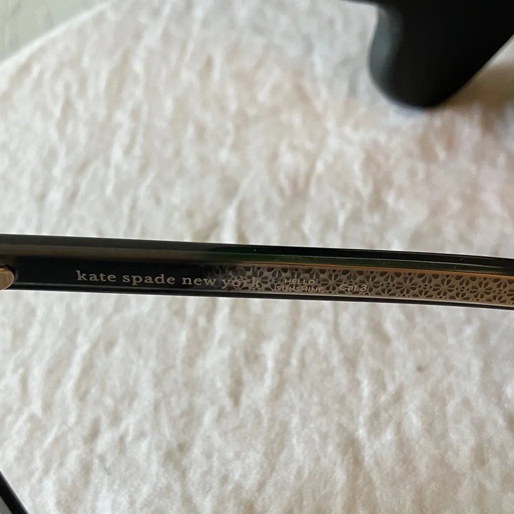 Kate Spade: Black Kimberlyn Cat Eye Sunglasses- Case & Cleaning Cloth - Image 4