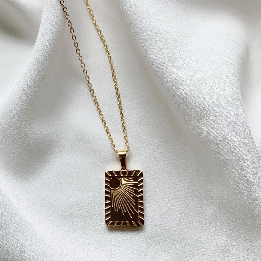 18k Gold Sunburst Square Pendant Boho Necklace - Image 2