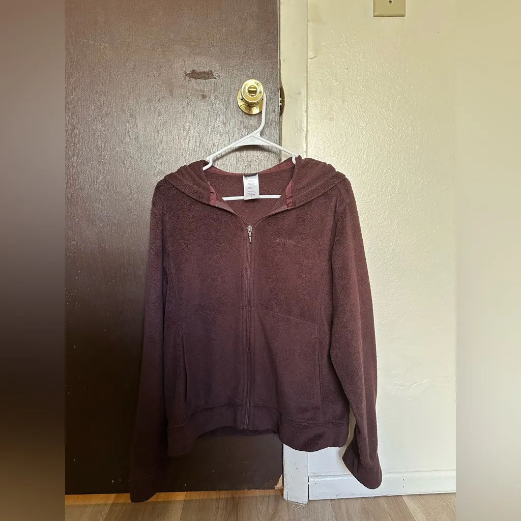 Patagonia Women's Plush Synchilla Hoody - Image 2