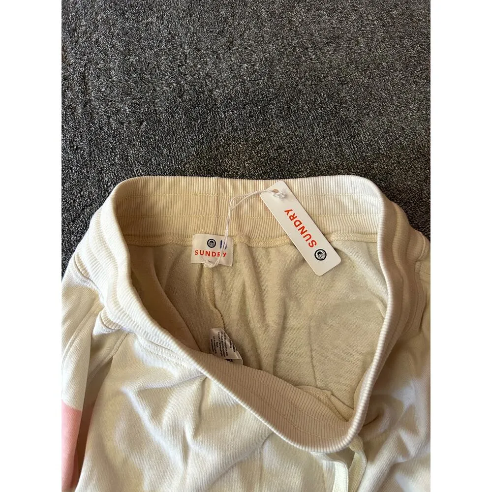 Sundry NWT  Beige Sweats Size 1 - Image 5