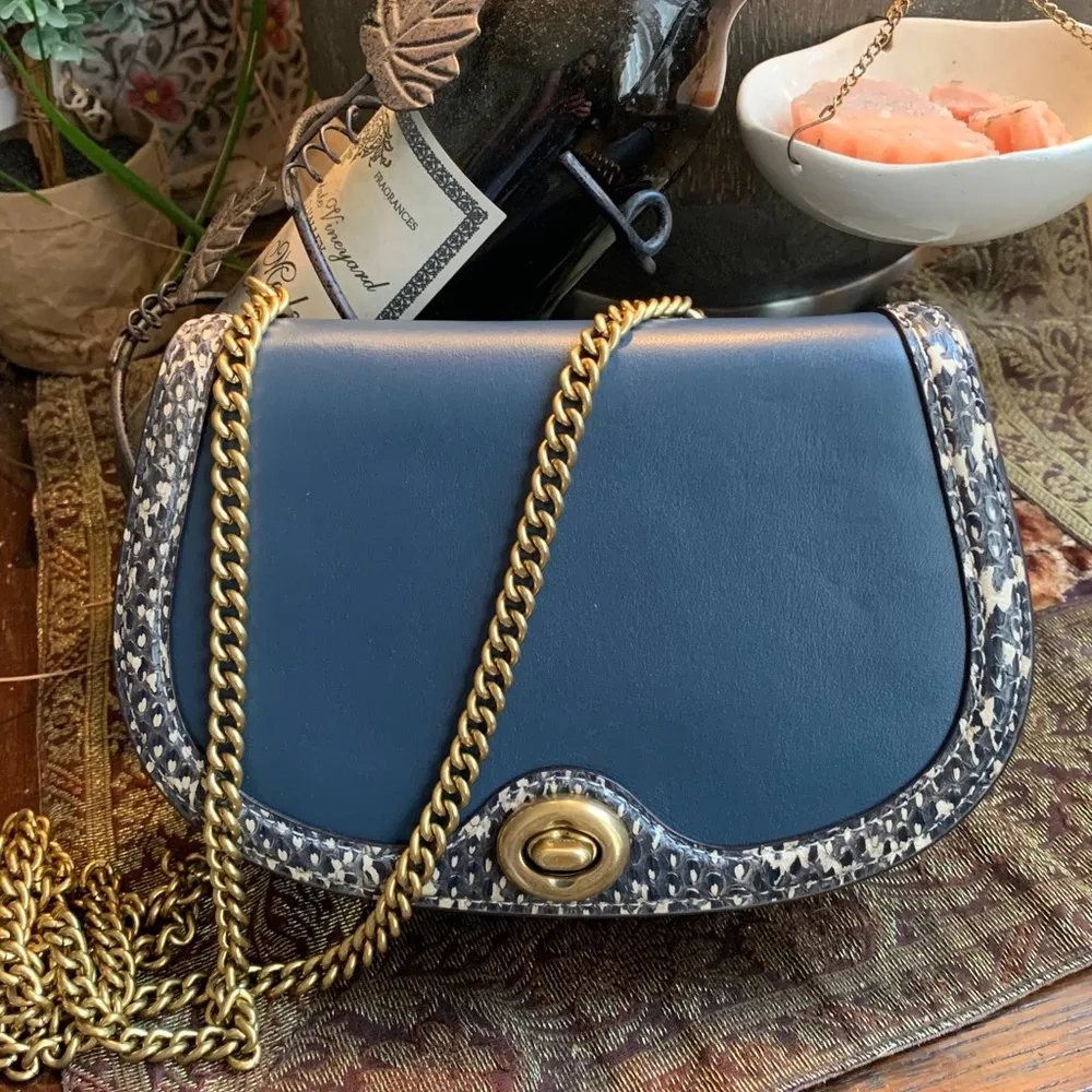 Authentic COACH 1941 turnlock refined calf/genuine snakeskin Flap crosb/Beltbag - Image 3