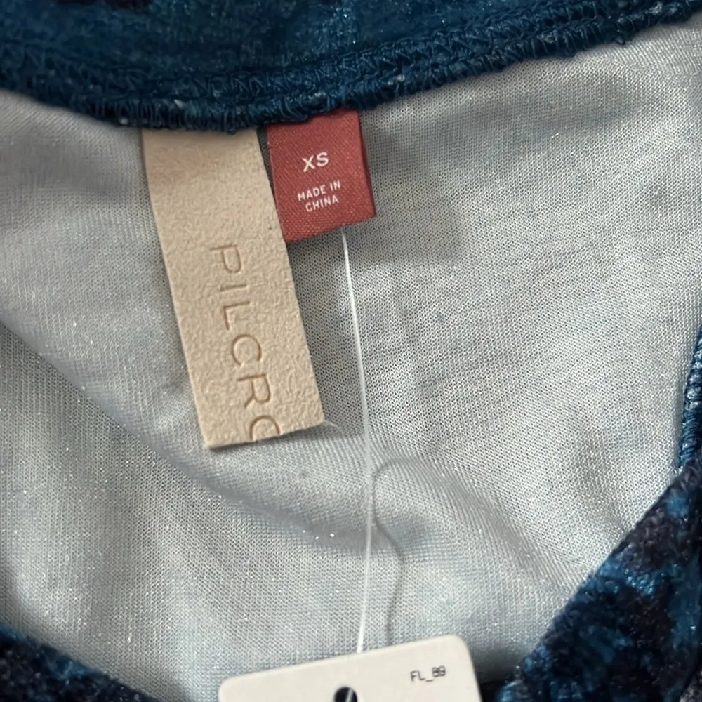 NWT XS Pilcro Blue Motif Velveteen Racerback Tank - Image 8