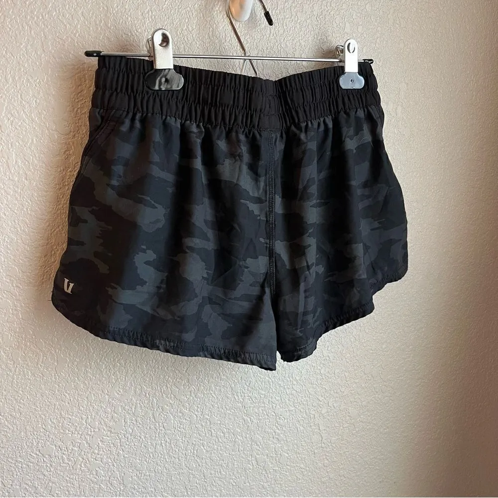 Vuori Clementine Short Camo 2” - Image 9