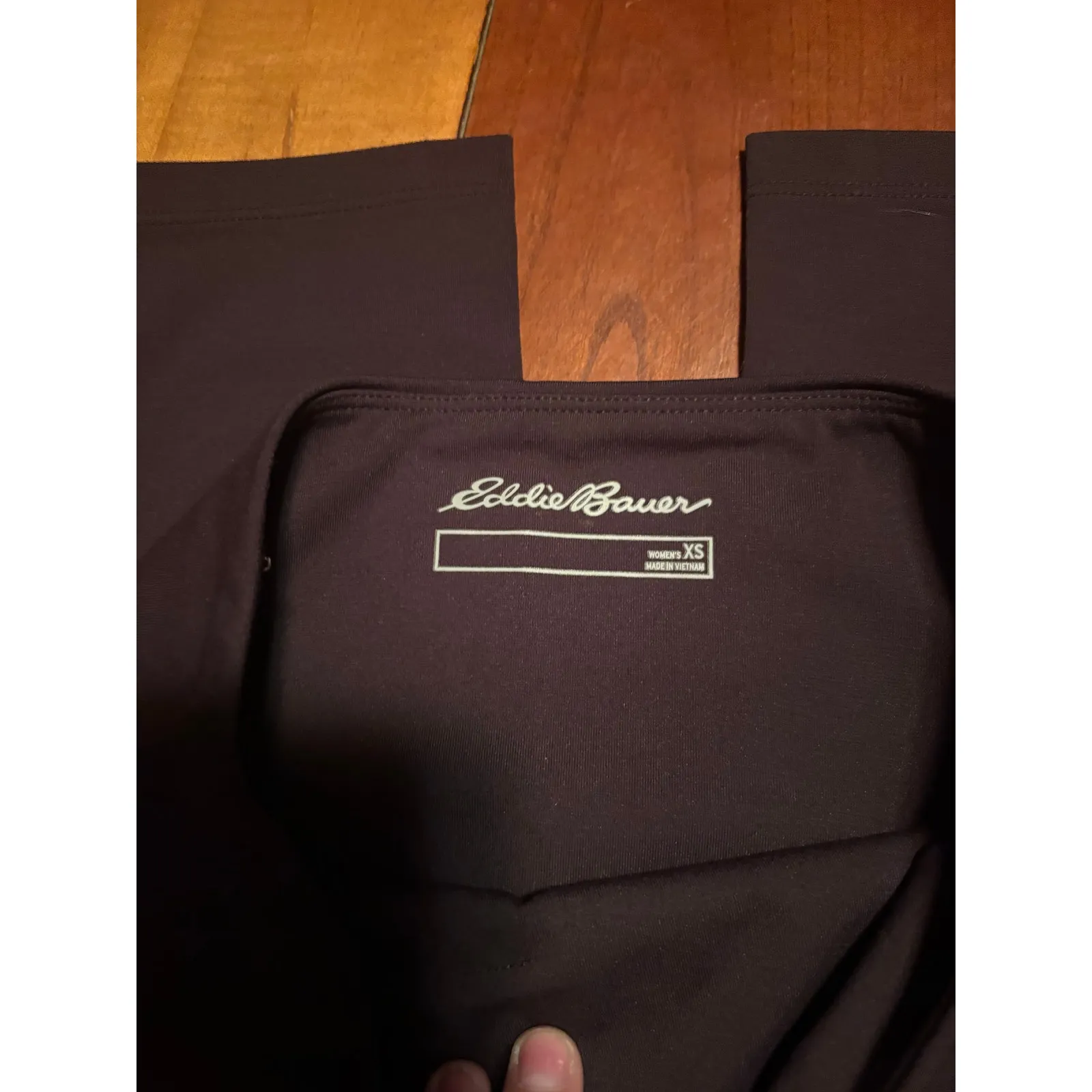 Eddie Bauer Plum Cropped Leggings XS - Image 2