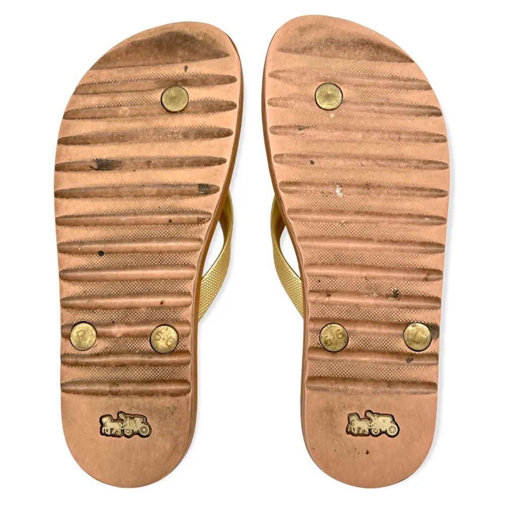 COACH | Women's Size 6 | Zak Flip Flop Gold Signature Rubber Slides - Image 12
