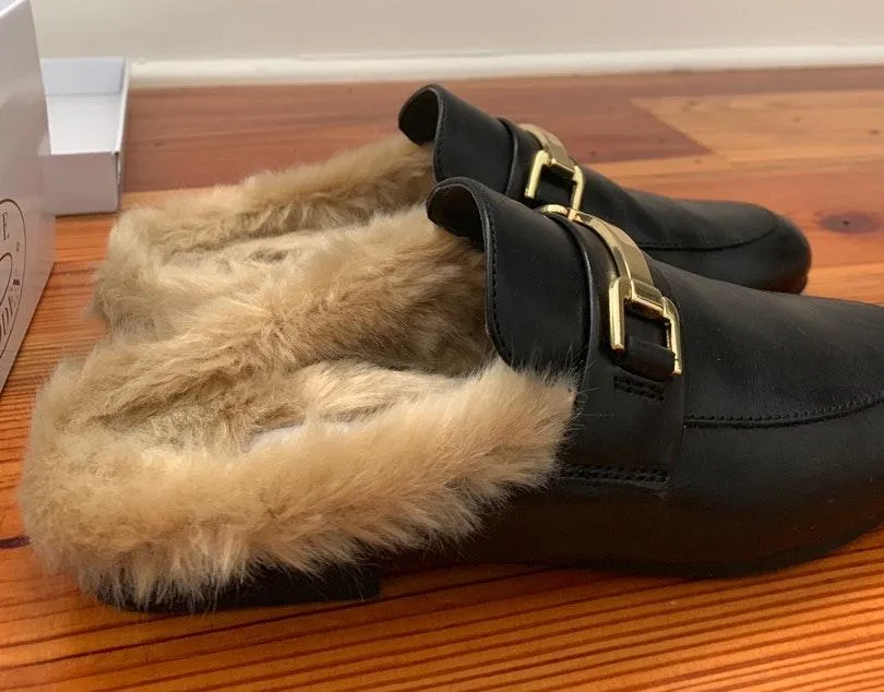 Steve Madden  Khloe Black Leather Fur Loafer-Mule - Image 2