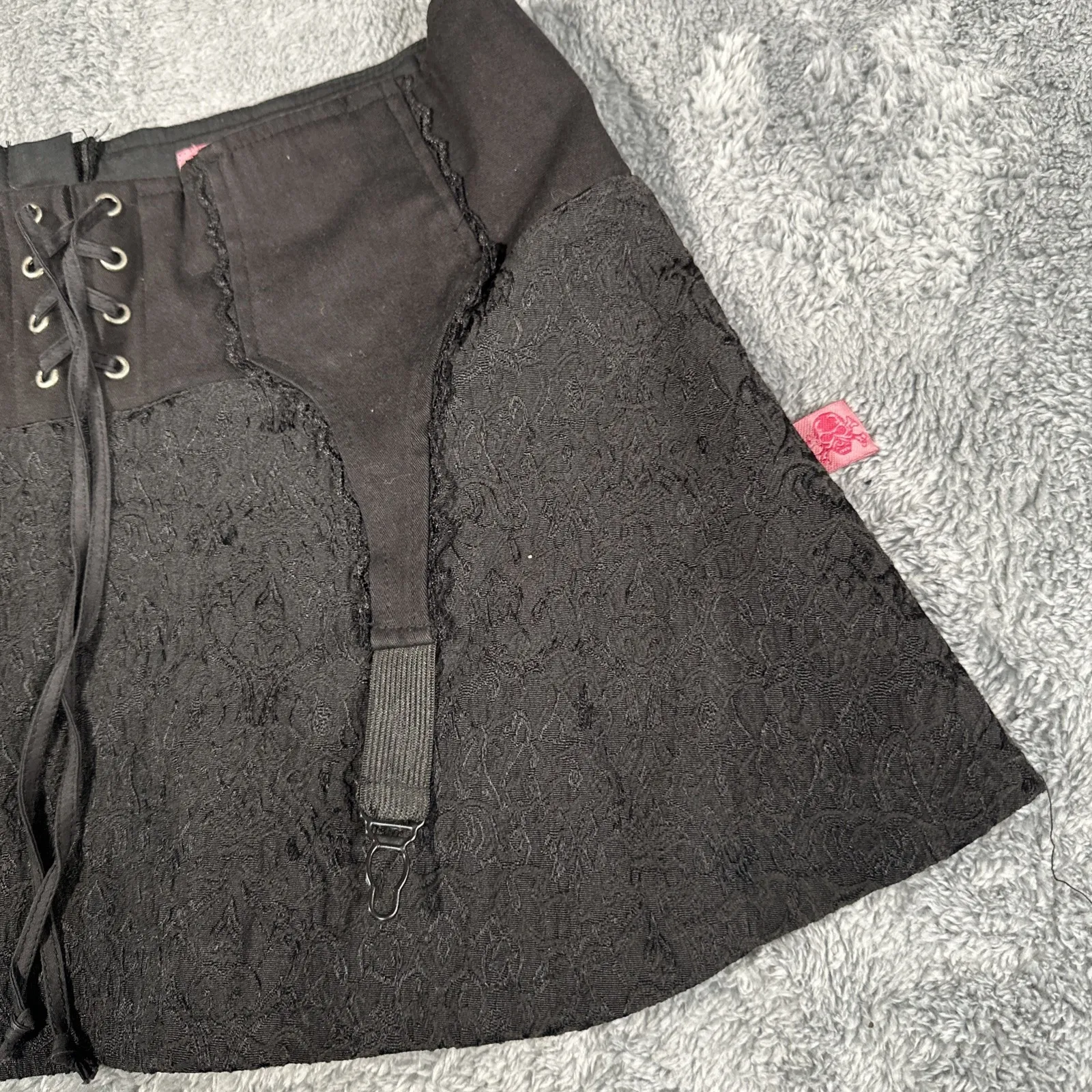 VTG Tripp NYC Gothic Asymmetrical Ruffle Lace Corset Style Mini Skirt Rave SZ M - Image 3