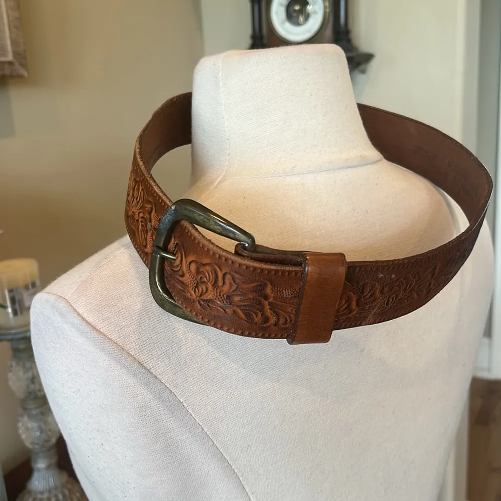 Vintage Brown Embossed Leather Belt - Image 6