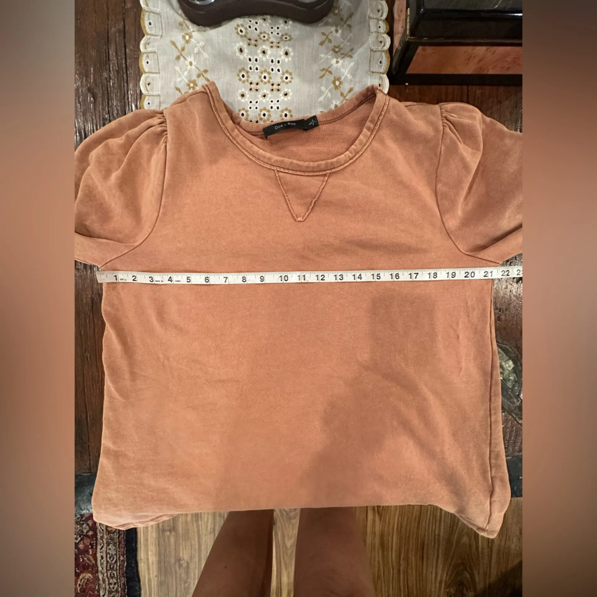 Doe & Rae Rust Lightweight Sweater Blouse - Image 6