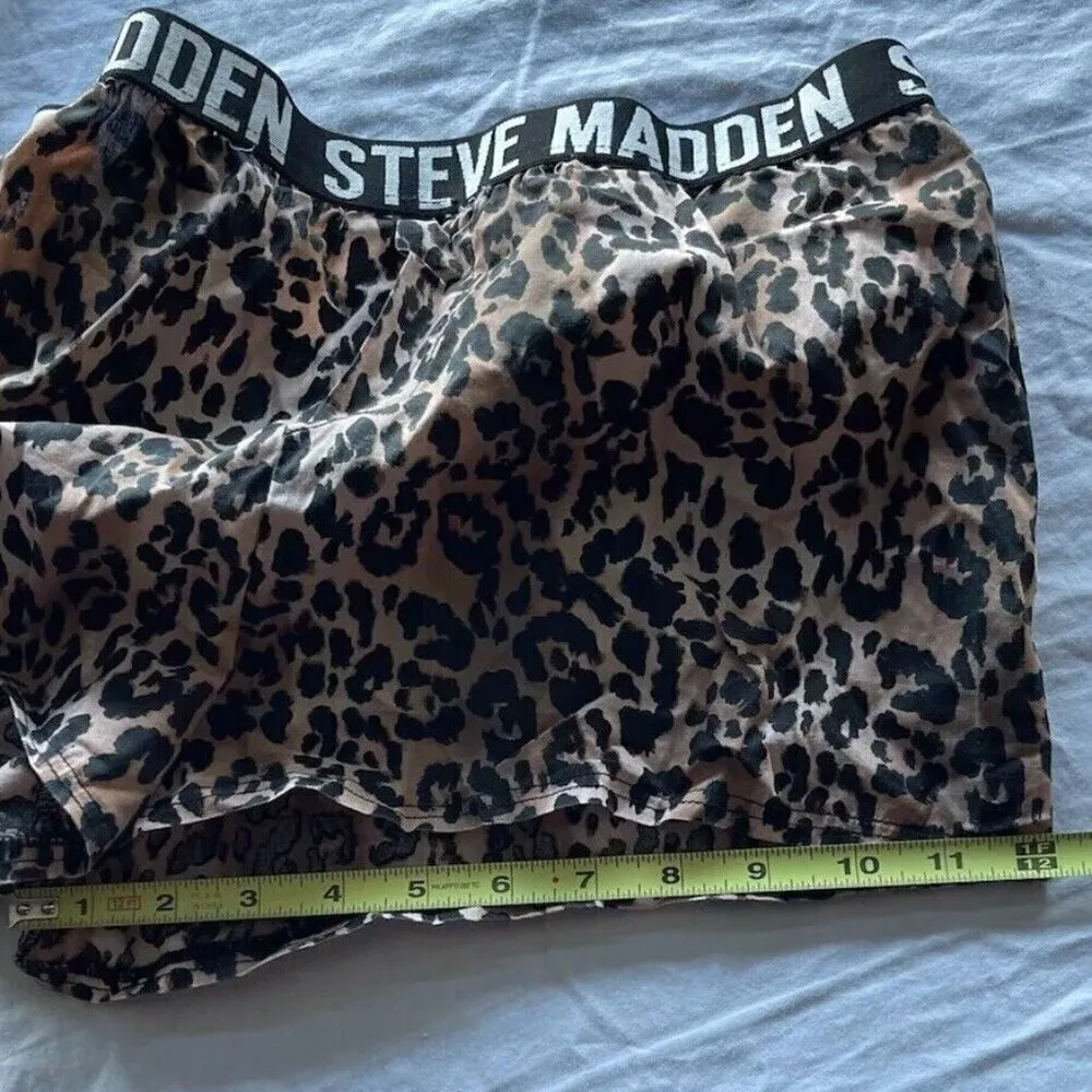 Steve Madden Women's Shorts Cheetah Print sz Small Pjs Comfy Daily Shorts - Image 8
