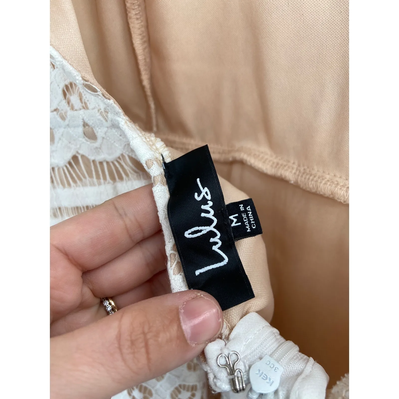 Lulus Steal a Kiss White Lace Apron Neck Sleeveless Sheath Dress Size Medium - Image 3