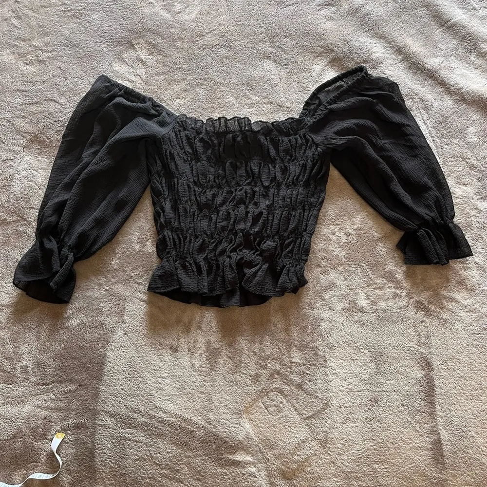 URBAN OUTFITTERS Black Gauze Peplum Off Shoulder Ruched Shirt Women’s Sz S EUC - Image 5