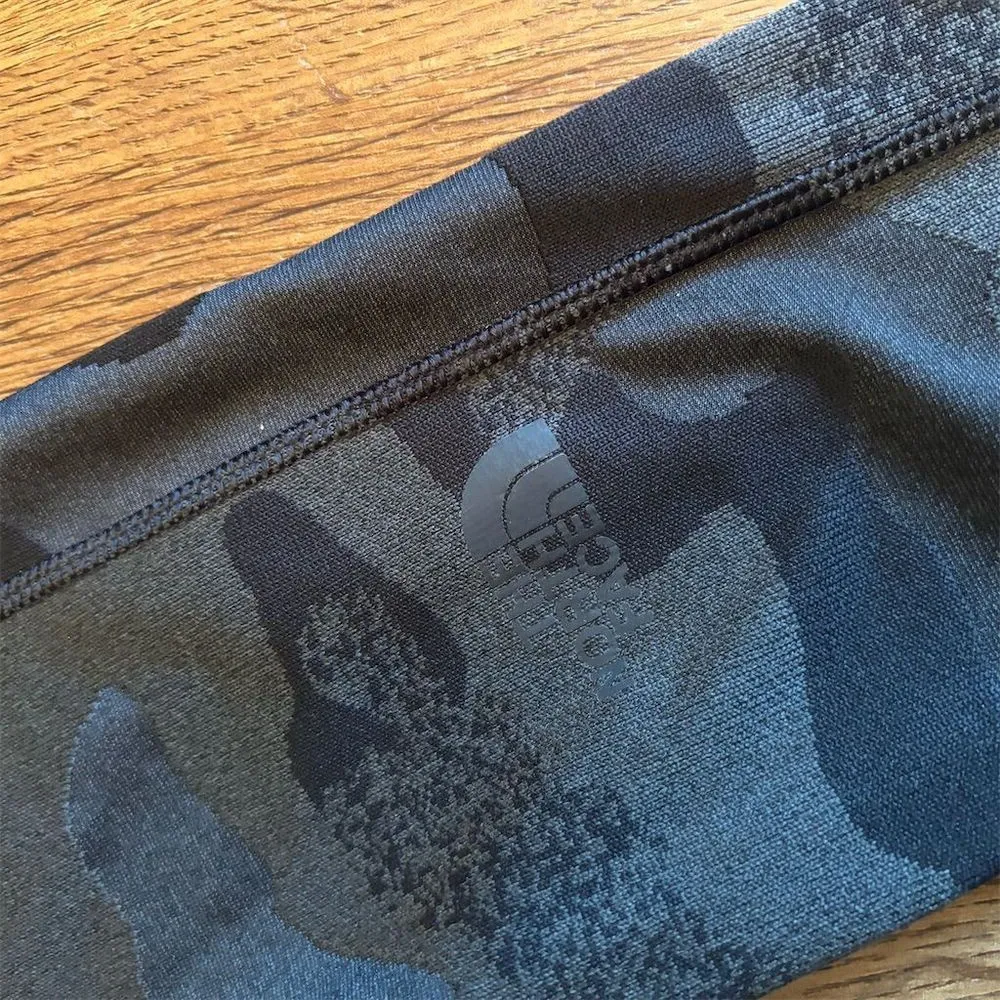 The North Face Women's Camo Print Leggings Size S Activewear - Image 4