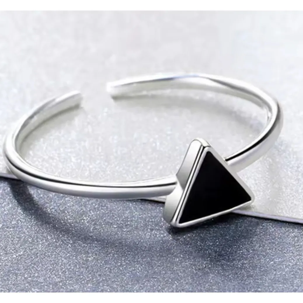 NEW‎ Onyx Triangle Ring 925 Sterling Silver Adjustable - Image 3
