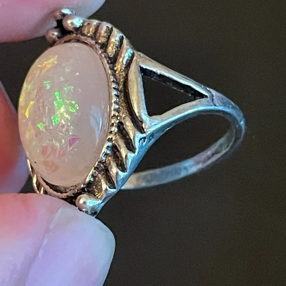 Oval simulated opal silver plated ring size 5.25 - Image 8