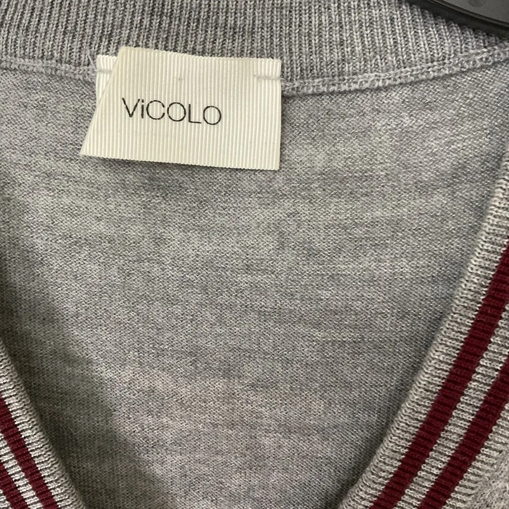 Vicolo Women’s Vintage Gray Vneck Academia Short Sleeve Medium Large Pullover - Image 7