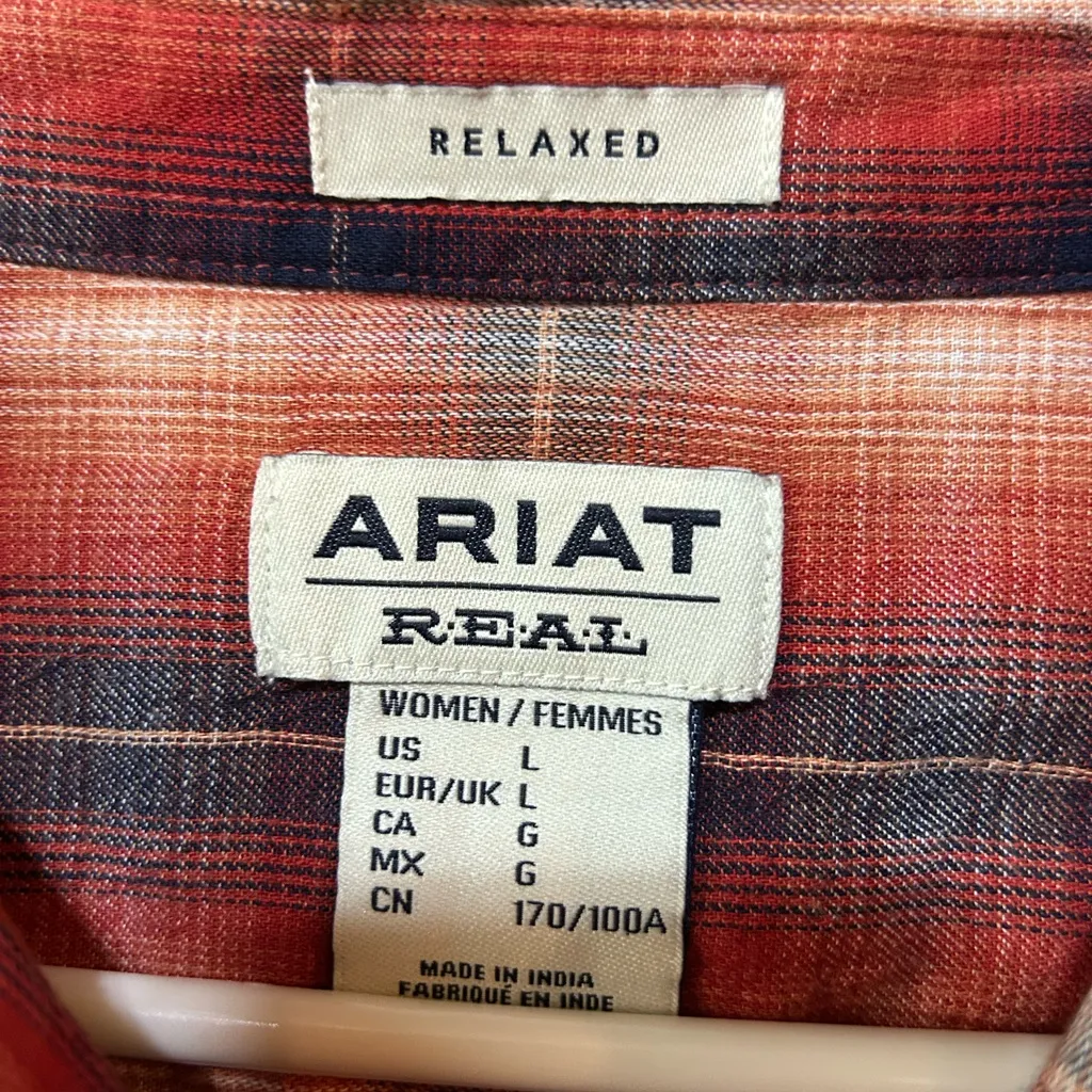 Ariat flannel - Image 2