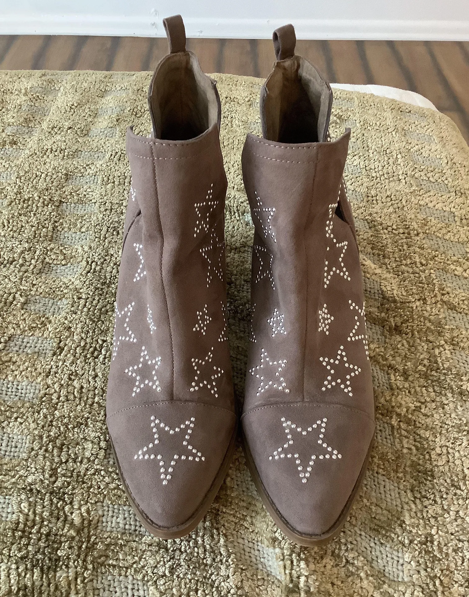 Star Boots Tan Size 10 - Image 3