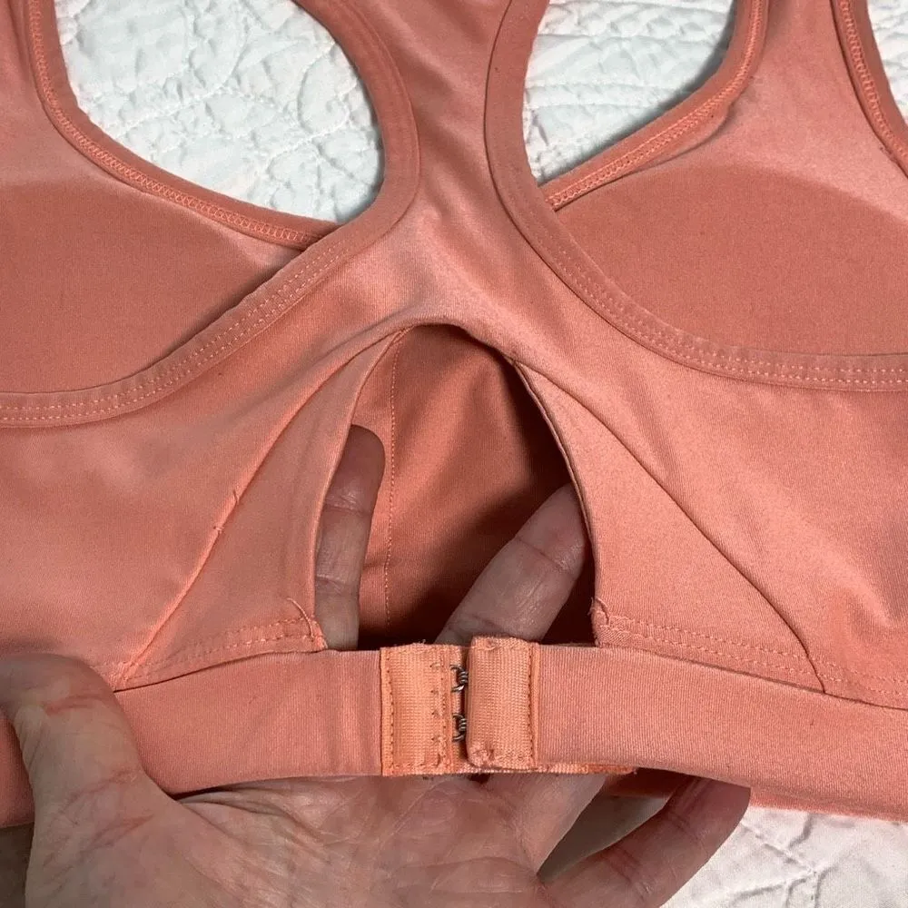 Columbia  Racerback sport bra, size medium - Image 7