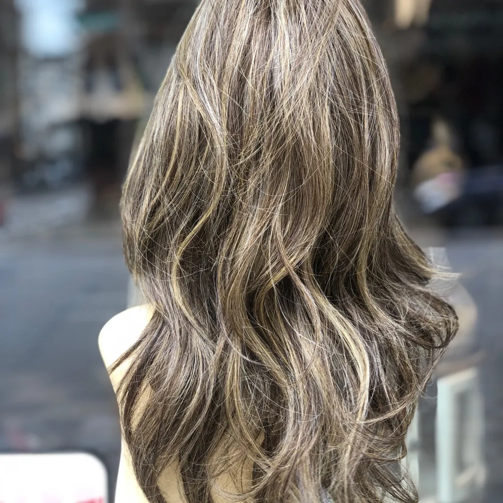 Dirty Blonde Long Lacefront Wig 2020 Hairstyle - Image 2