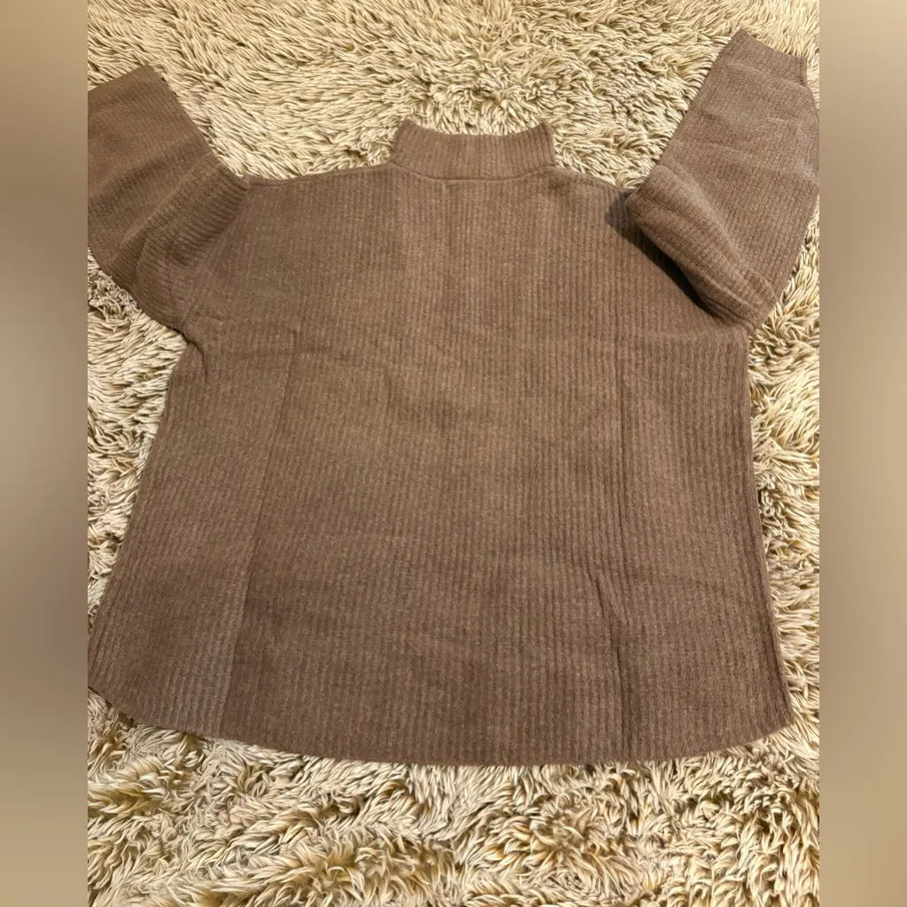 Amazon Essentials Brown Half - Image 5