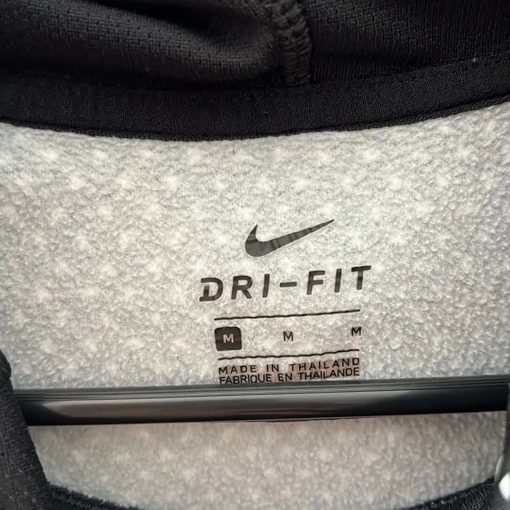 Nike Dri Fit Black Geo Dot Pullover Hoodie | Medium - Image 5