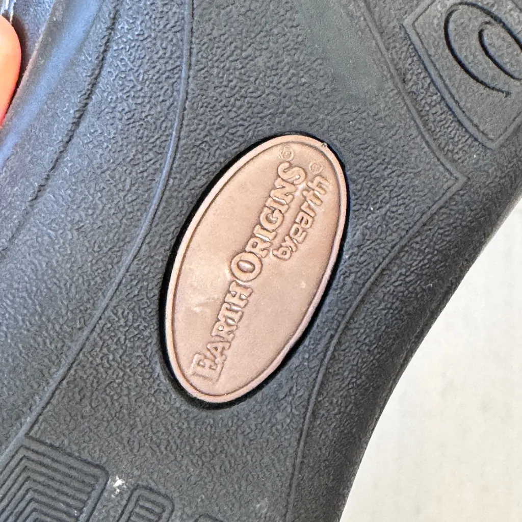 Earths Origins Black Leather Comfort Flats Shoes Womens 8 Sadie Slip On Casual - Image 4