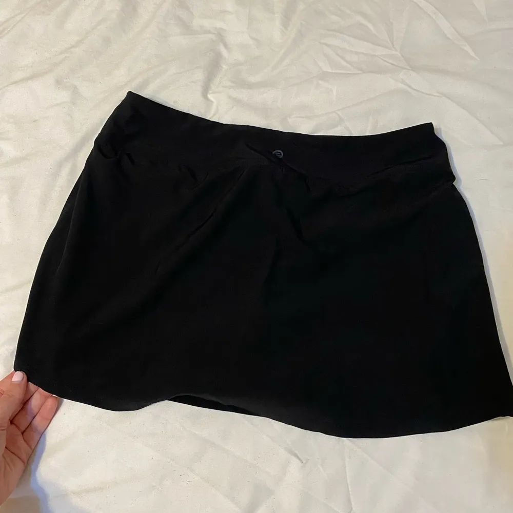 Black Women’s Golf Skort Size M - Image 3